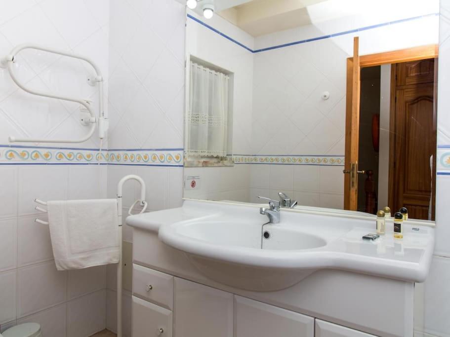 אלבופיירה Joia Da Gale House - Pool And Garden & Bbq & Gale Beach מראה חיצוני תמונה